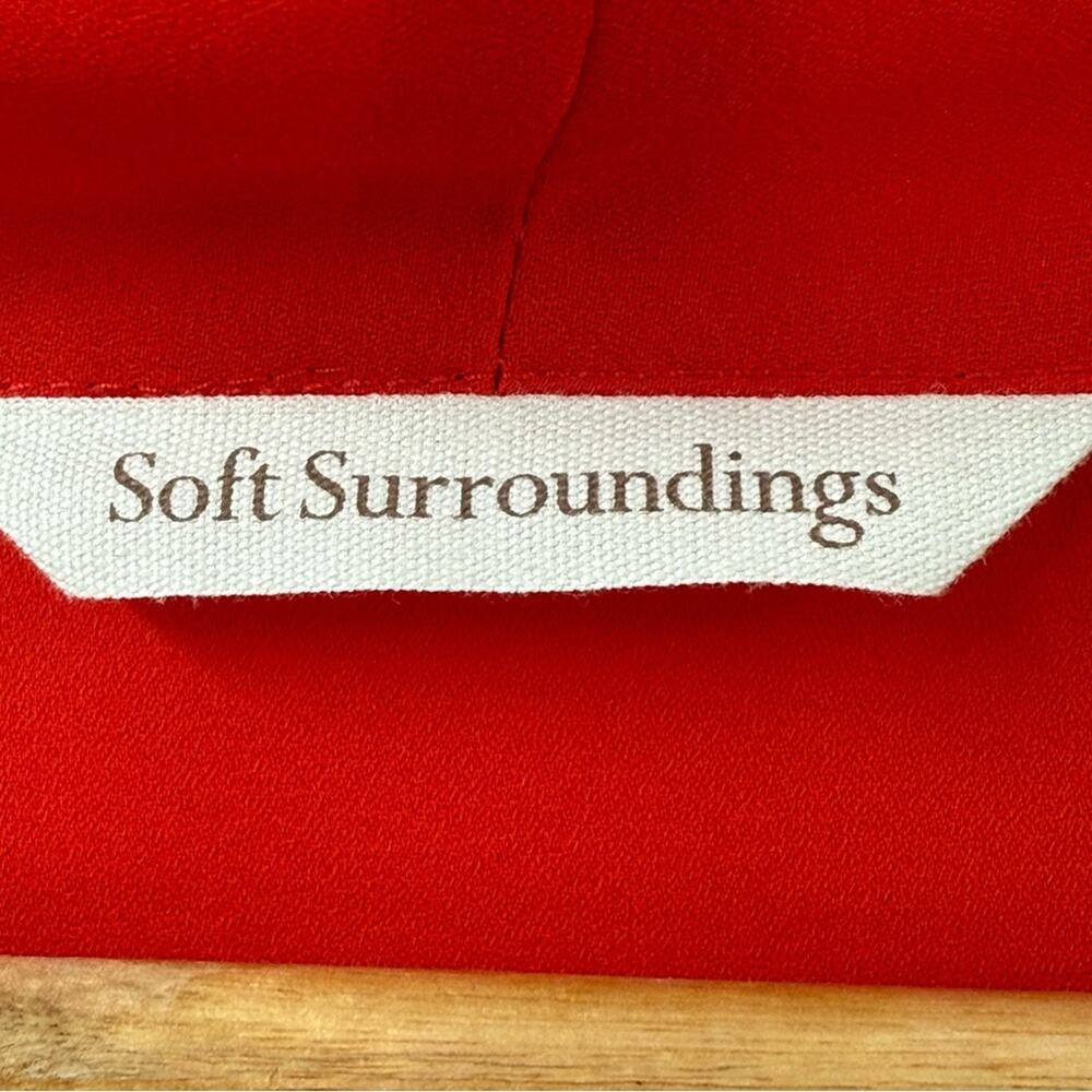 Soft Surrounding Red Open Front Waterfall Light R… - image 5